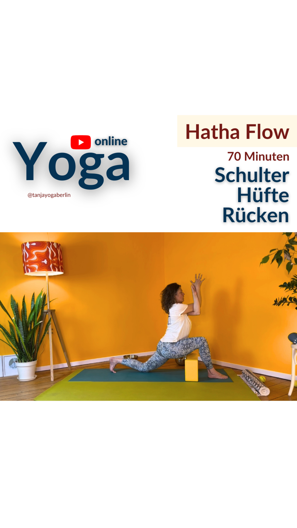 Im tiefen Ausfallschritt und mit Adlerarmen ist die Yogalehrerin Tanja vom CatYogaClub zu sehen. Es ist eine der Haltungen aus einem Hatha-Yoga-Flow, die beim MontagmorgenBlues helfen.