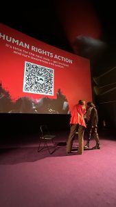 Human Rights Film Festival Berlin mit Cartoonist Rachita Taneja von Sanitary Panels aus Indien